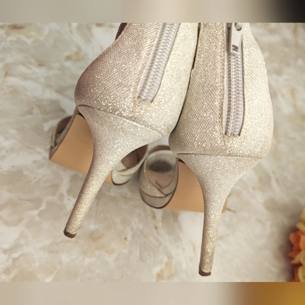 I. Miller Womens Gold Glitter Open Toe Slip On  Heel Pump Sz 8M - Picture 11 of 14